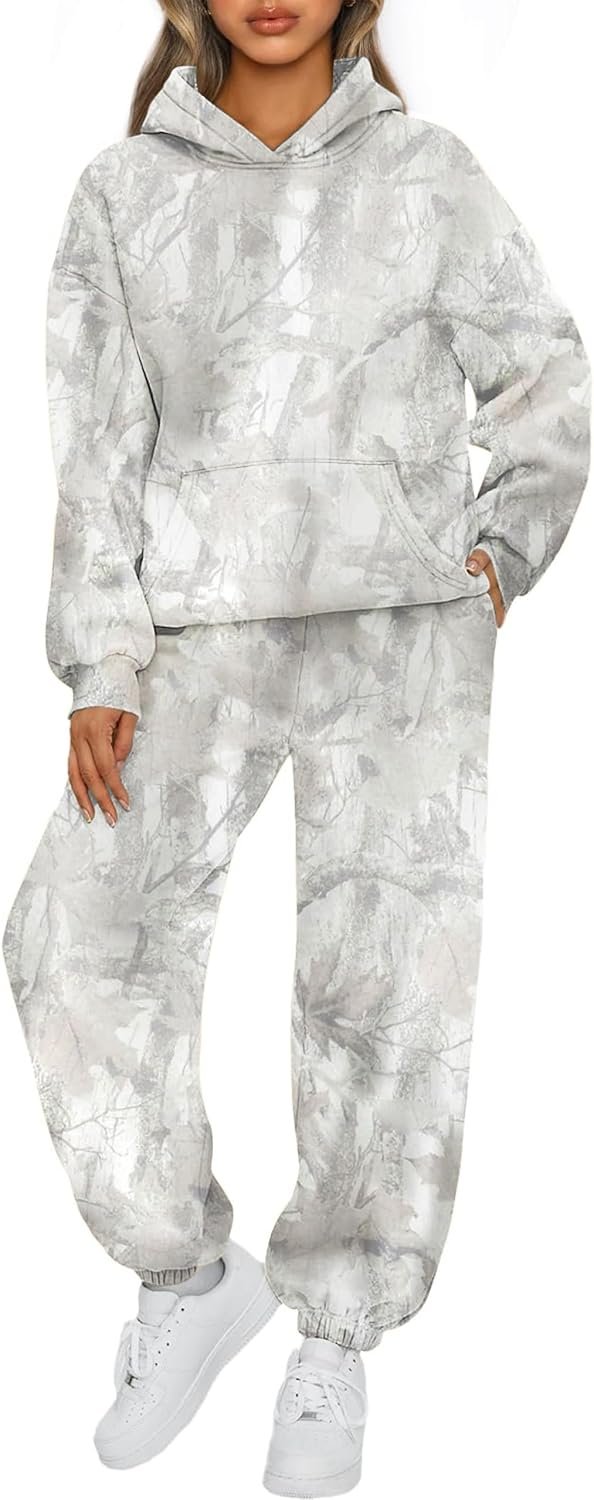 2 Piece Camo Sweatsuits for Women Oversized Maple Leaf Hoodies Sets Graphic Sweatshirts Tracksuits Fleece Fall Outfits