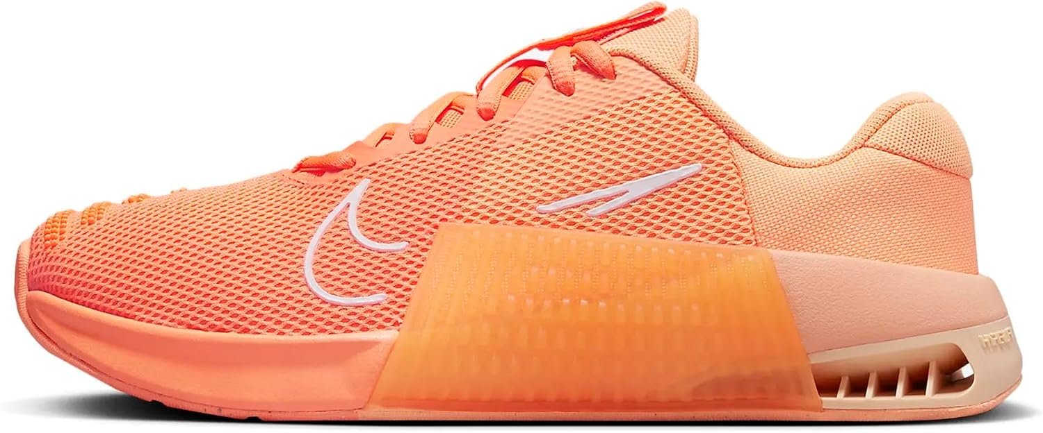 Nike Men’s Metcon 8 Sneakers